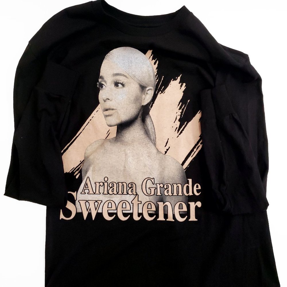 Ariana Grande Sweetener Tour Long sleeve t-shirt